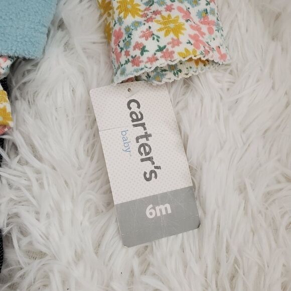 Baby Girl's 3 piece 6 month Outfit - Picture 2 of 4